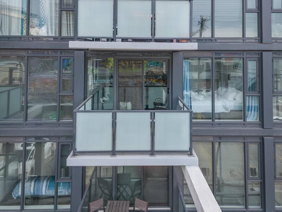 Chic 1Br Kensington Unit W/Parking Apartment Calgary Ngoại thất bức ảnh